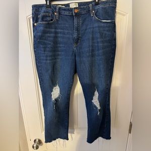 🤍cropped distressed denim!